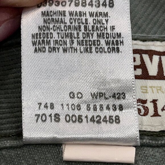 LEVI'S 514 Slim Straight Fit Green Corduroy in Sz. 32"x34" - 5 Pocket design EUC - Picture 12 of 12